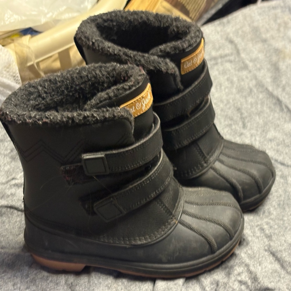 Cat & Jack Black and Tan Kids Snow Boots